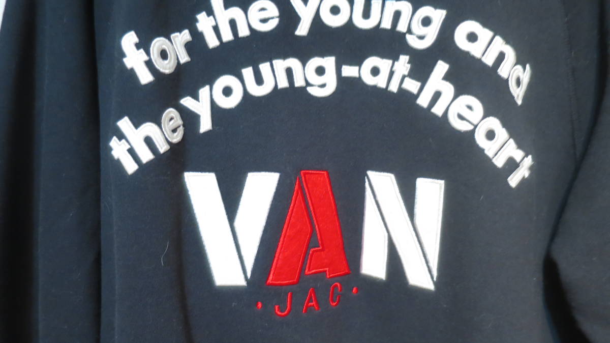 VAN JAC ヴァン ジャケット フード付き　黒　Lサイズ　中古品_画像4