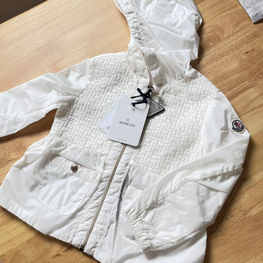 新品未使用タグ付き 日本未入荷 キッズ Moncler ナイロン 新品未使用タグ付き 日本未入荷 キッズ Moncler ナイロン
