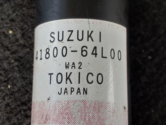 25,559km 構内走行テストOK アルト F DBA-HA25S 右/運転席 リア ショック K6A 2WD オートマ車 41800-64L00_画像4