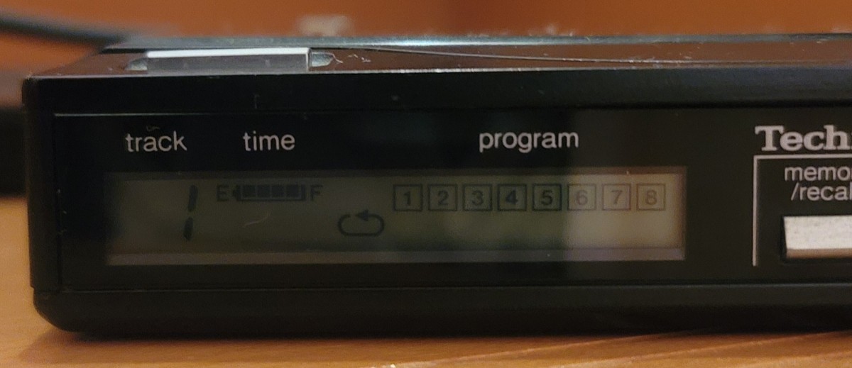 1987 year sale Technics PORTABLE CD PLAYER SL-XP5 SH-CDA5 SH 1987 year sale Technics PORTABLE CD PLAYER SL-XP5 SH-CDA5 SH