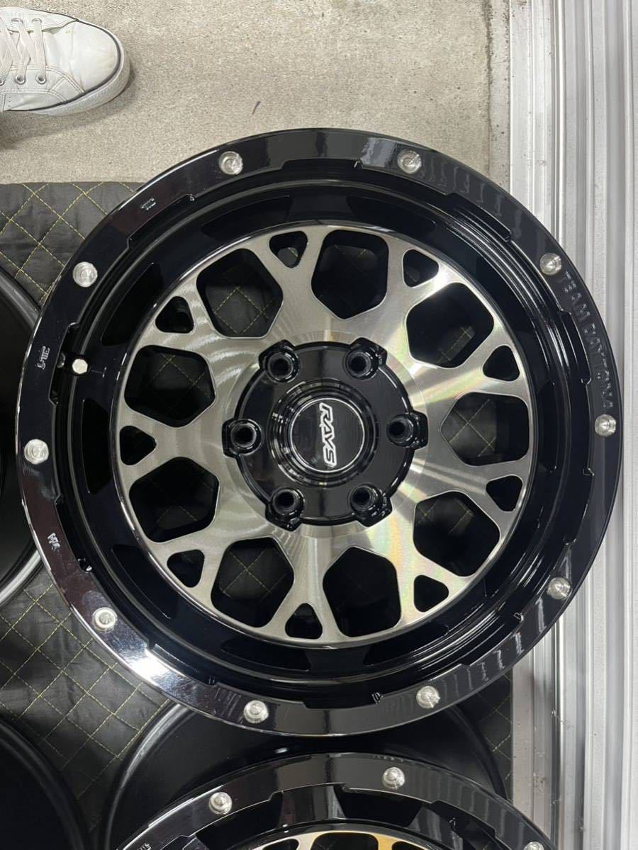 ☆ レイズ M9 チームデイトナ 17×8J IN+20 プラド 6H PCD139.7 ブラック/ディスククリアスモーク（BBP）　中古 ☆_画像2