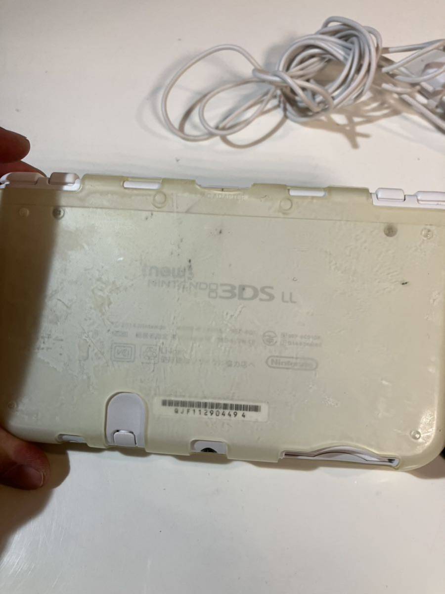 new Nintendo 3DS LL ２台セット　任天堂 0015-01-1-0167-0-3-4_画像2