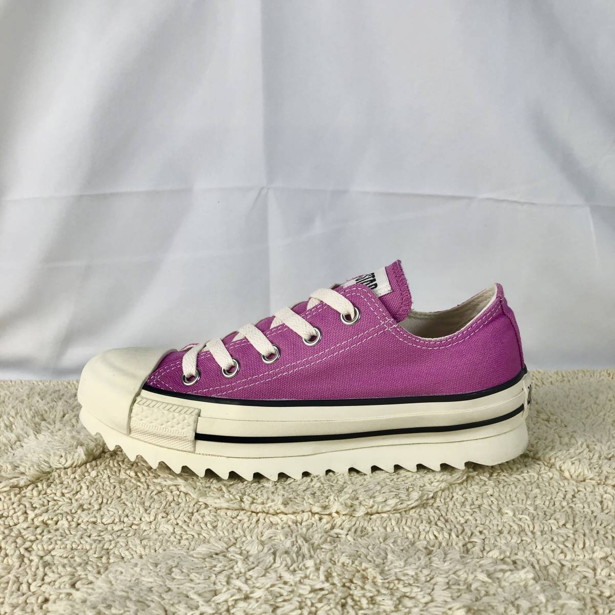 ★CONVERSE★23.0cm ローカットスニーカー コンバース ALL STAR LIGHT BT SHARKSOLE OX レディース ピンク 厚底 スニーカー トレンド S555
