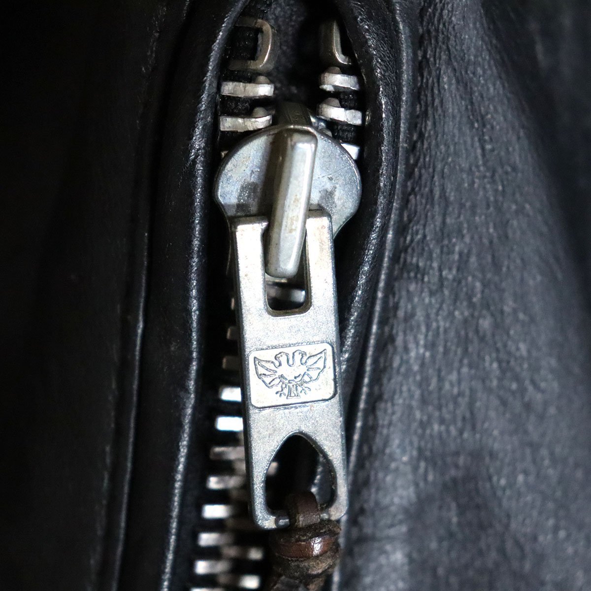 C10K/S.1.8-3　英国製　ダブルライダースジャケット　フリンジ　レザー　本革　革ジャン　皮ジャン　ユーロ古着　メンズ　44_画像6