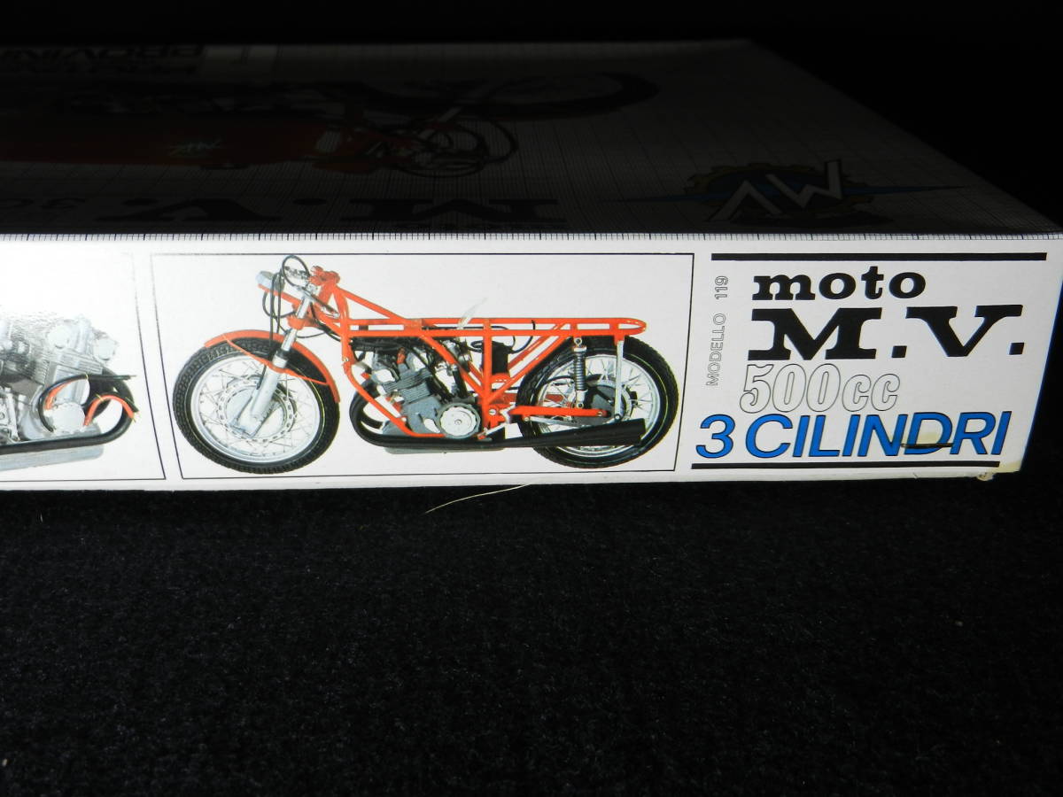 PROTAR M.V 500cc 3CILINDRI 1/9 プロター MV 500cc 3シリンダー 1/9スケール 未組み立て_画像4