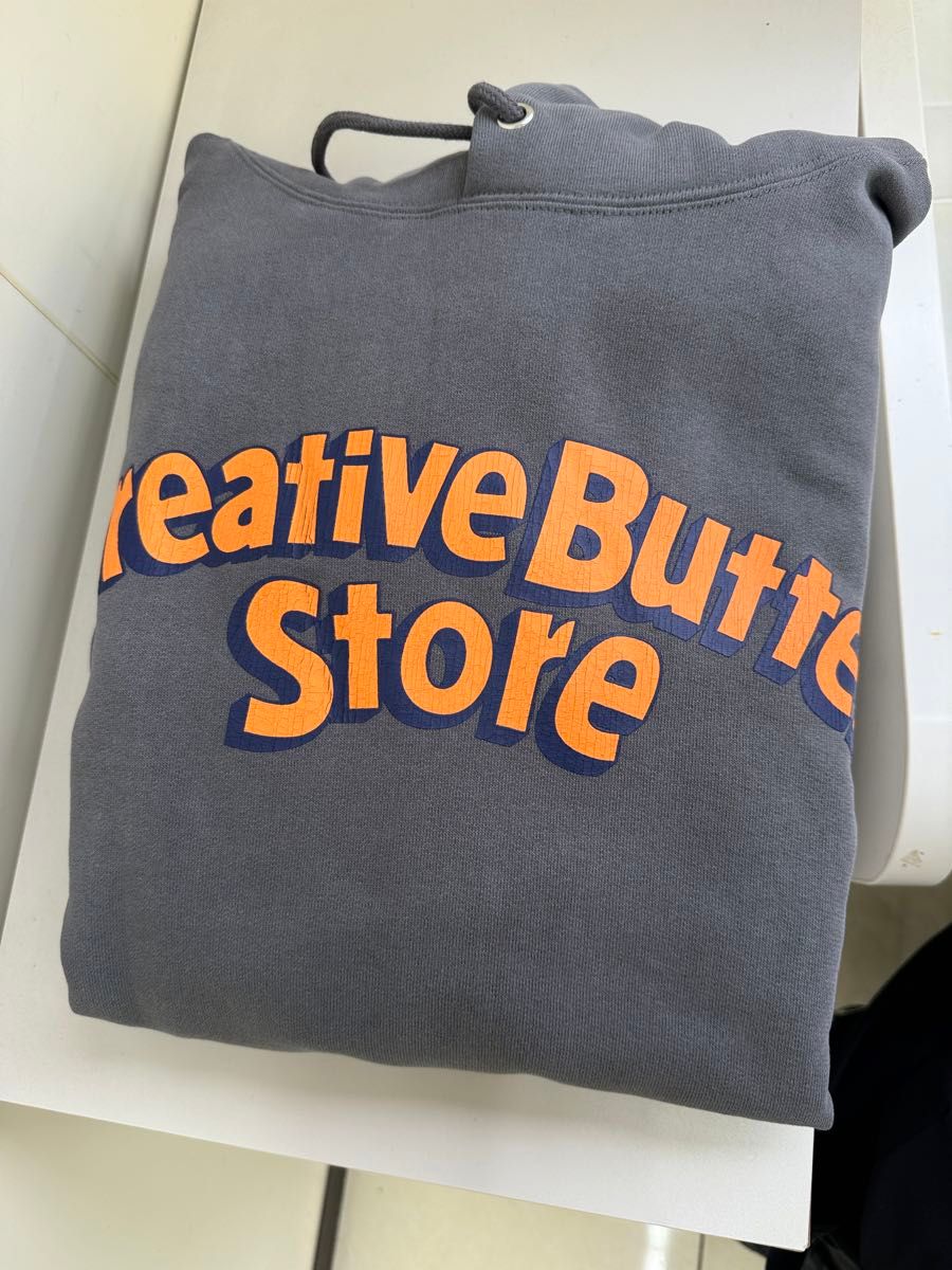 Apple Butter Store × creative drug store コラボパーカー