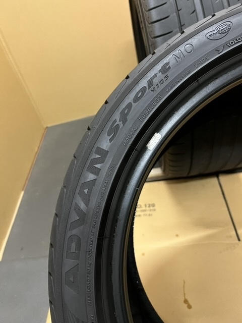 　中古タイヤ2本セット YOKOHAMA ADVAN SPORT 265/35/18 2022年製_画像8