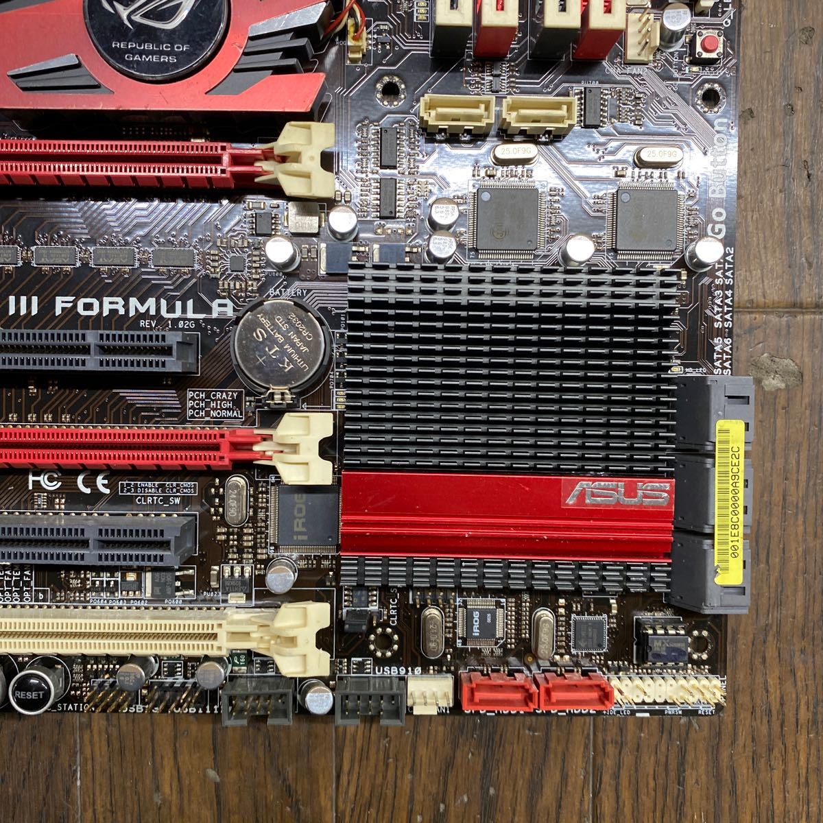 MG1-104 激安 マザーボード ASUS MAXIMUS III FORMULA LGA1156 通電確認済み ジャンク_画像3