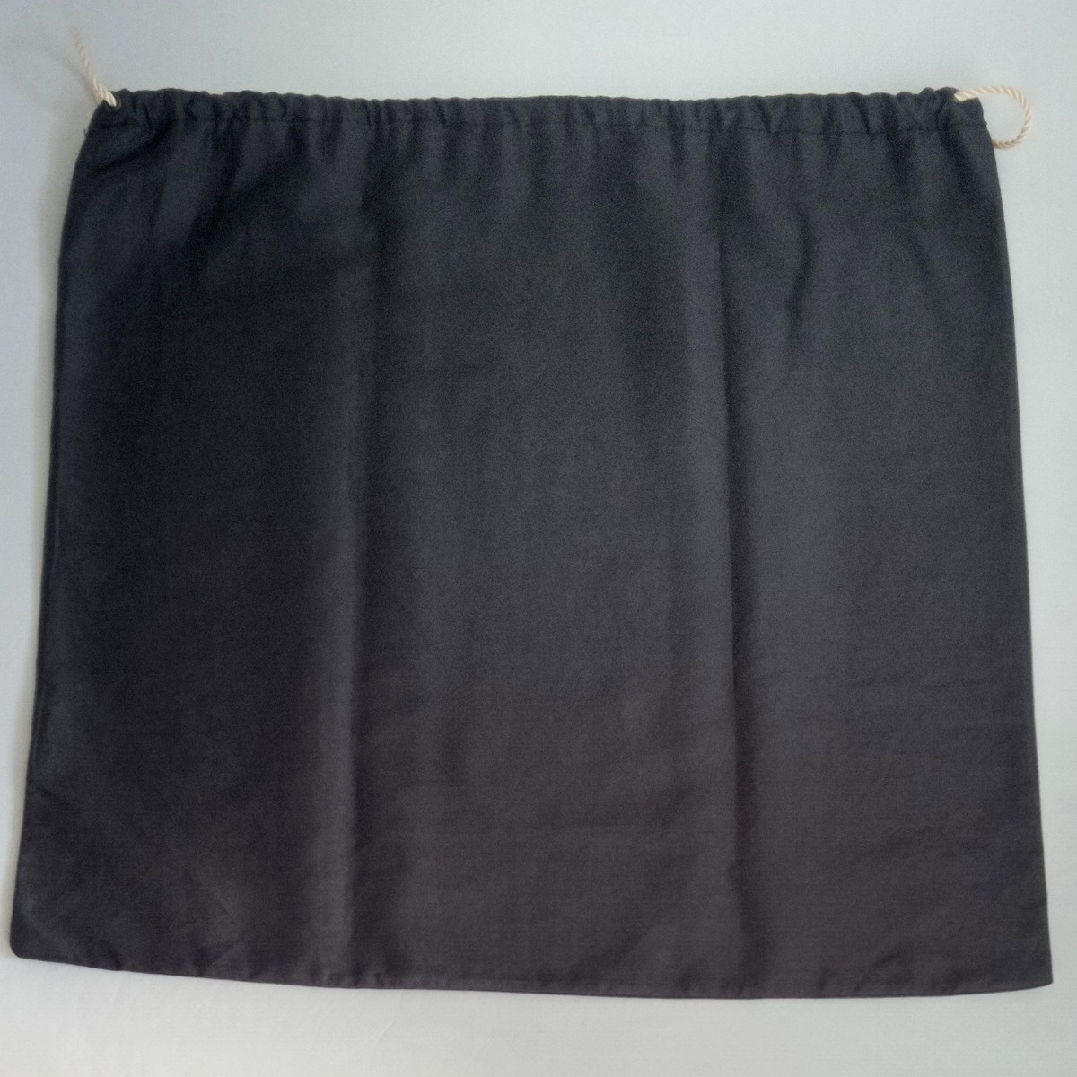 ブルガリ 50×49cm 保存袋 巾着袋 布袋 保管袋 BVLGARI 正規品 ブラック 大きめ （0016)_画像2