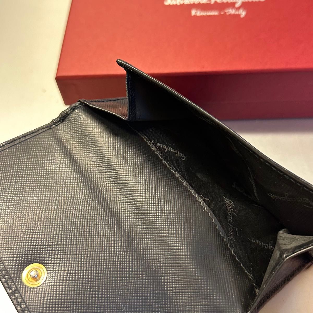 新品同様 サルヴァトーレ フェラガモ Salvatore Ferragamo 財布 新品同様 サルヴァトーレ フェラガモ Salvatore Ferragamo 財布