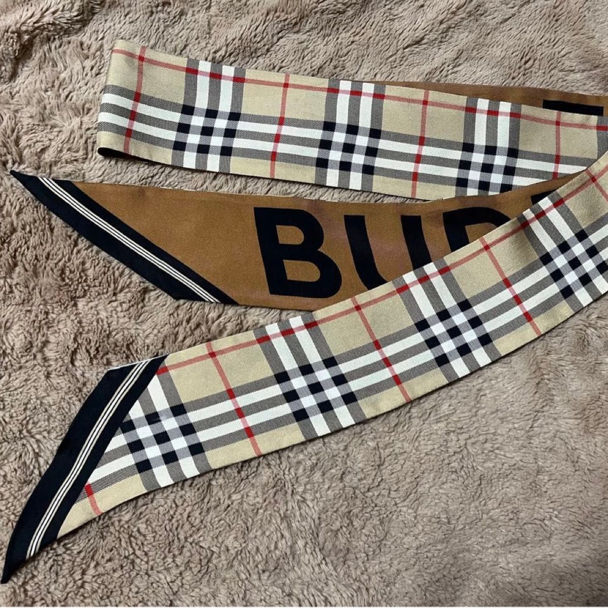Burberry バーバリー チェック&ロゴプリント シルク スキニー Burberry バーバリー チェック&ロゴプリント シルク スキニー
