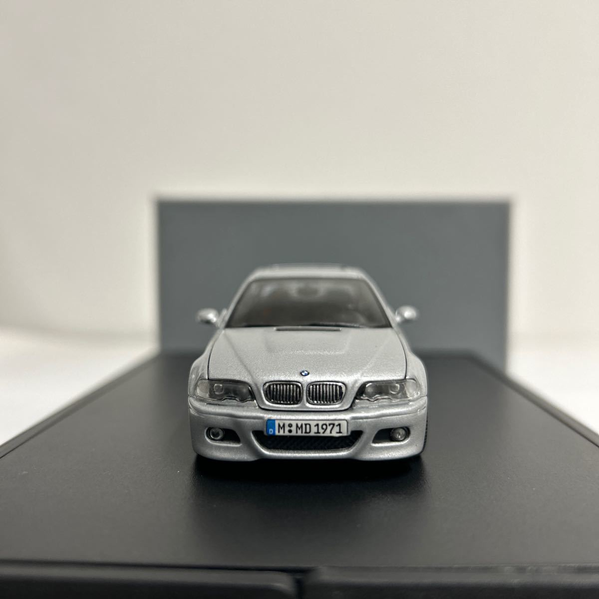 BMW ディーラー特注 MINICHAMPS 1/43 BMW M3 E46 Silver 3シリーズ クーペ シルバー PMA ミニチャンプス ミニカー モデルカー_画像3