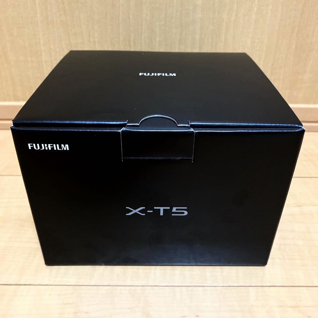 【新品・保証期間内】FUJIFILM X-T5 ボディ ブラック 富士フイルム ミラーレスデジタルカメラ BLACK