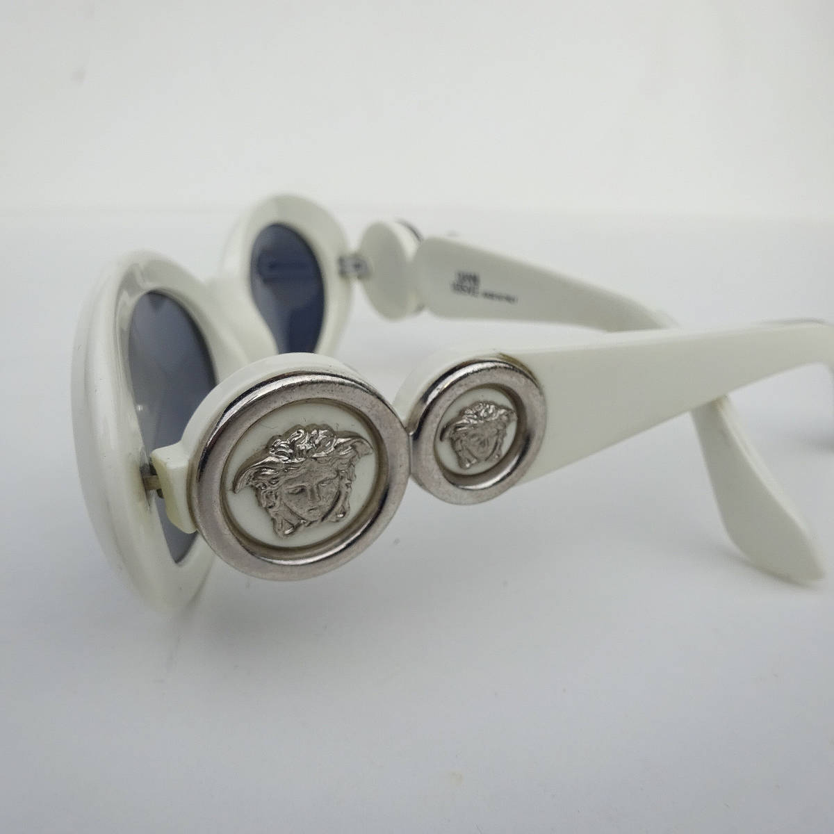 Vintage GIANNI VERSACE ジャンニヴェルサーチ サングラス白ホワイトGianni Versace MOD.527 COL.850 Sunglassesメデューサ カートコバーン_画像7