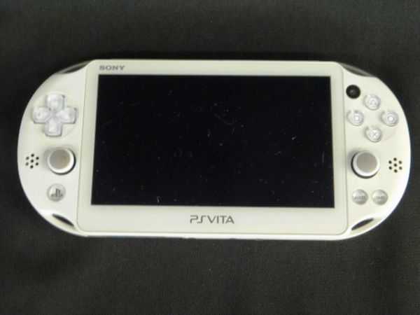 K800★SONY PSVITA プレイステーション ヴィータ PCH-2000 ホワイト系 PlayStation ゲーム TVゲーム 未確認ジャンク★送料550円〜_画像1