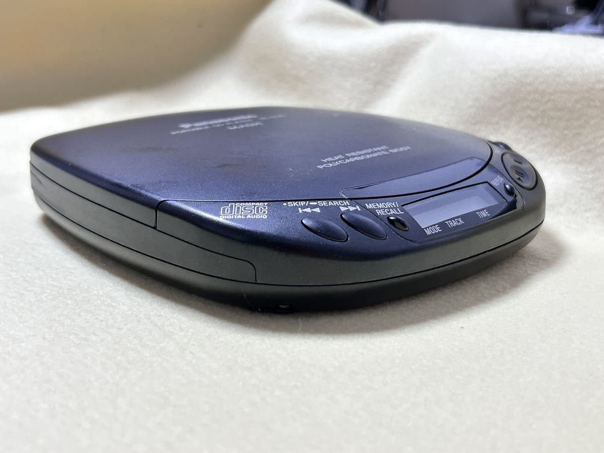  normal operation goods Panasonic CD portable player SL-S140 body only 