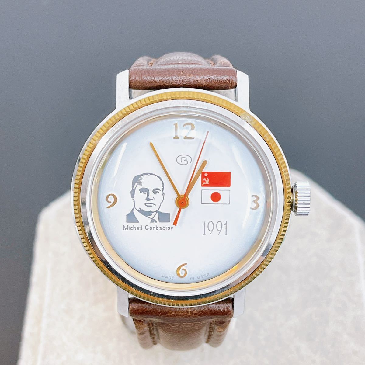 12SB117 BOCTOKボストーク 1991 ゴルバチョフ大統領来日記念 手巻き メンズ腕時計 ビンテージ 中古 現状品 動作未確認_画像3