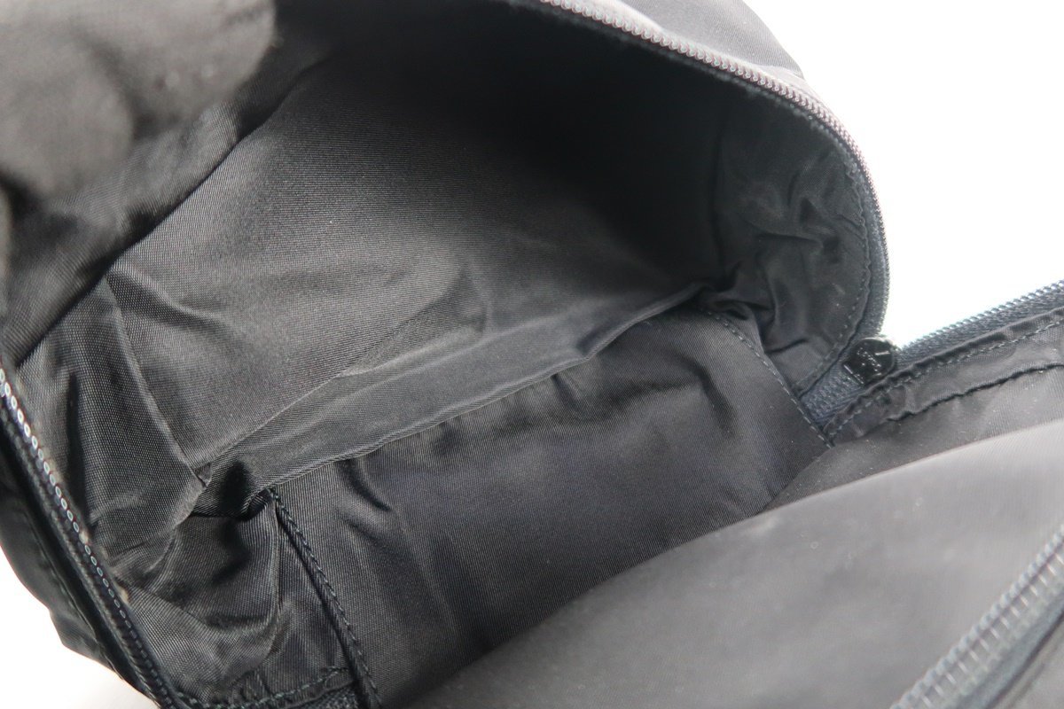 【超美品】PRADA プラダ 巾着 ナイロンバッグ ポーチ ブラック ブランド鞄【PV47】_画像9