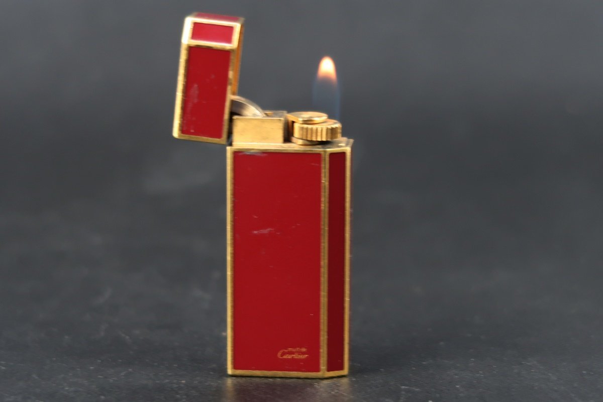 【美品】Cartier カルティエ 五角形 高級ガスライター 喫煙具 ブランド小物 着火確認済み【PW3】_画像1