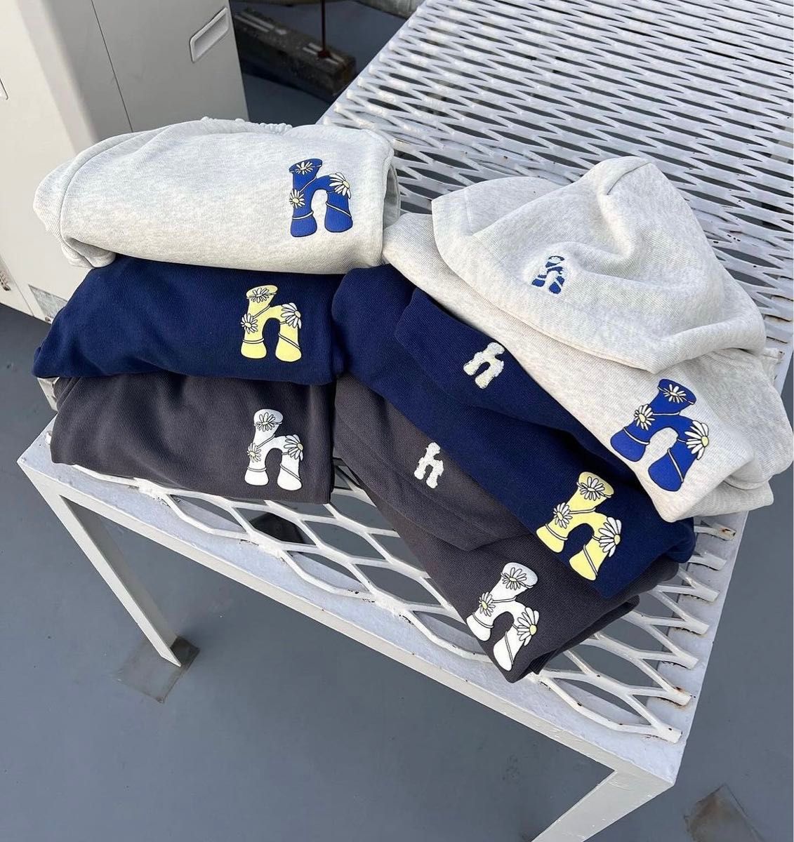 HTH H flower logo hoodie setup スミクロ / sumi セットアップ HTH H flower logo hoodie setup スミクロ / sumi セットアップ