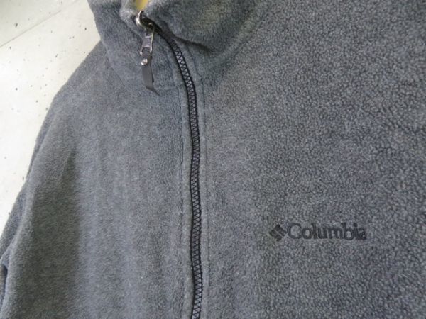 006m12◆良品です◆Columbia コロンビア ロゴ刺繍 フリースジャケット L/アウトドア/マウンテンパーカー/ブルゾン/シャツ/メンズ/男性紳士_画像2