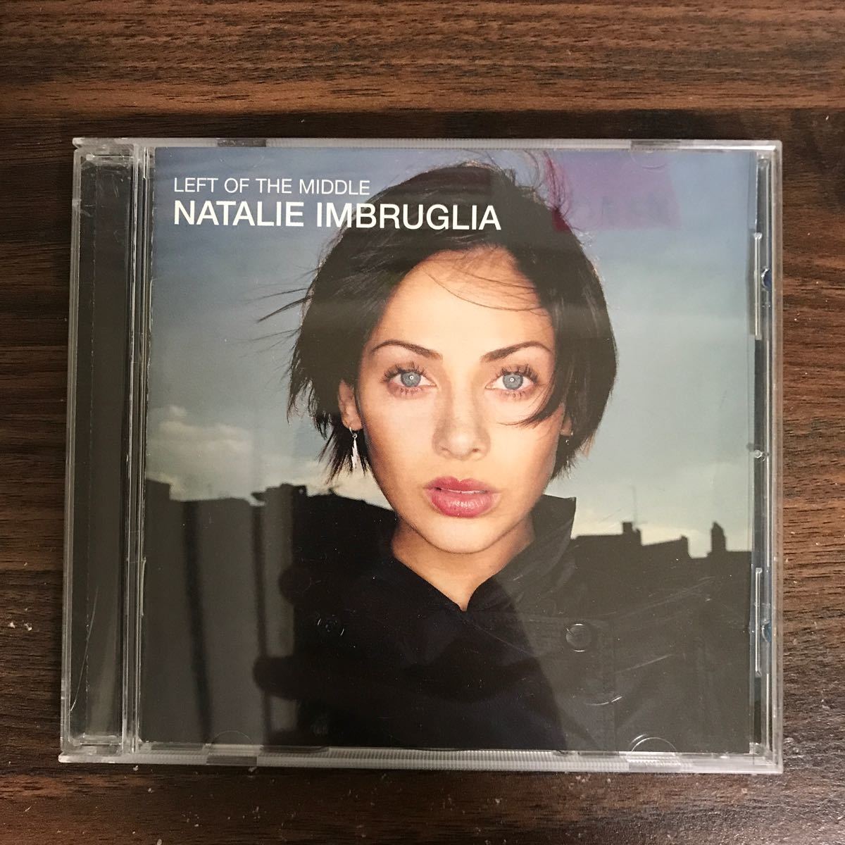 G3046 中古CD100円 Natalie Imbruglia Left of the Middle_画像1