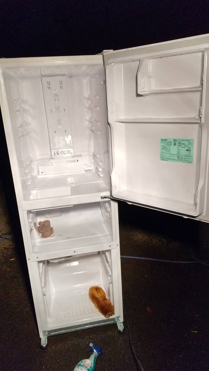 ◆神奈川限定◆丸洗い済み◆三菱電機◆3ドア◆冷蔵庫◆自動製氷◆保証は1ヶ月◆送料&設置無料◆不要品回収も可◆_丸洗い