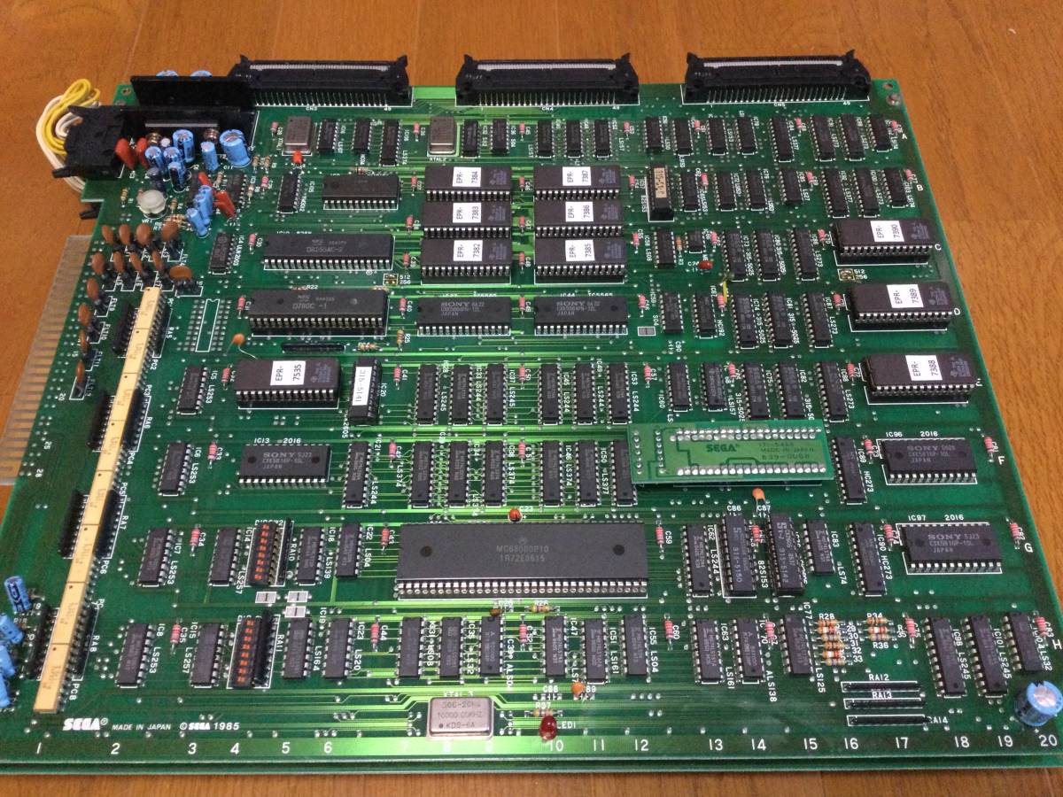 おトク情報がいっぱい! SEGAシステム16A .ファンタジーゾーン おまけテトリスカスタム ゲーム基板