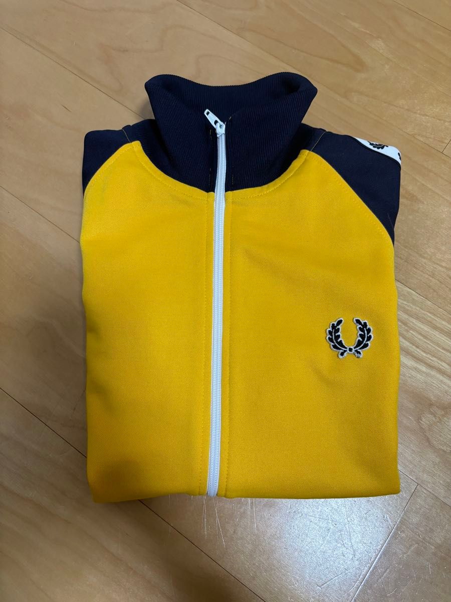 フレッドペリー FRED PERRY トラックジャケット M イエロー フレッドペリー FRED PERRY トラックジャケット M イエロー