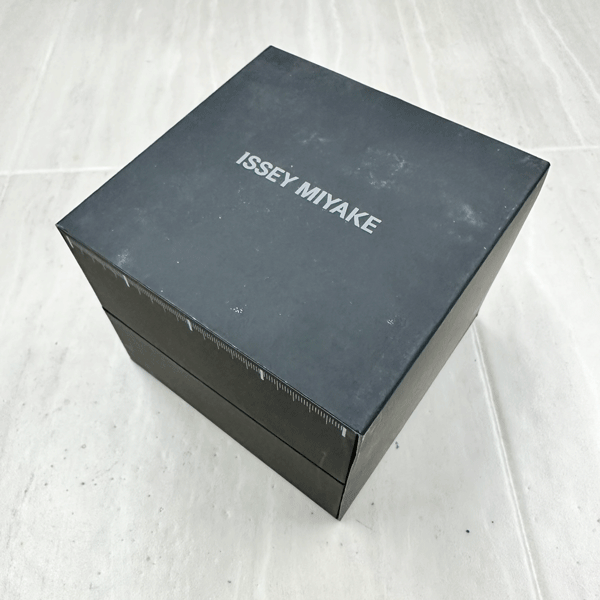 【未使用・長期在庫処分品・73062-3】　ISSEY MIYAKE/イッセイミヤケ　腕時計　NYAK701　自動巻　43mm　田村奈穂デザイン_画像7