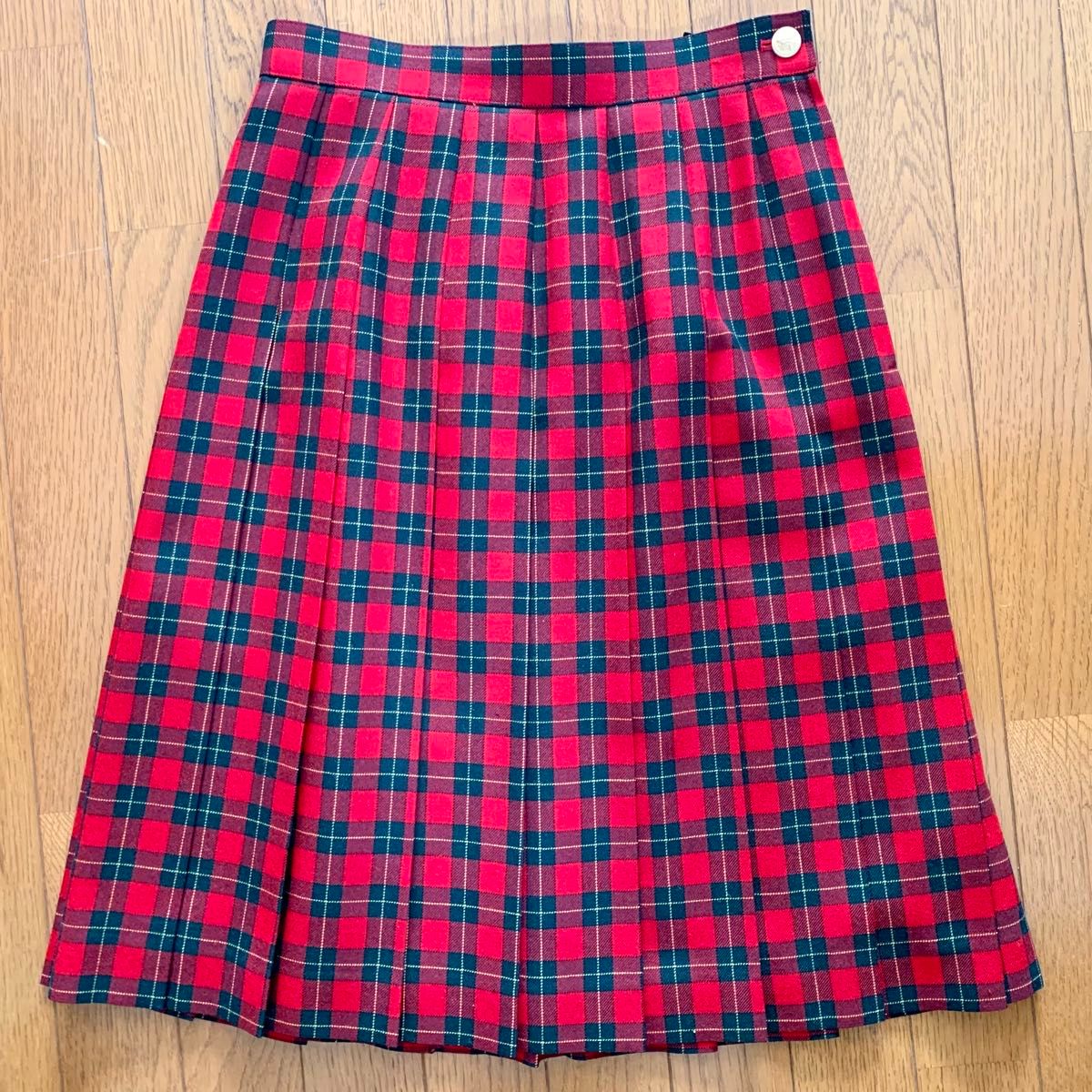 美品】赤 チェック プリーツ スカート 膝丈 古着 ウール W66 美品】赤 チェック プリーツ スカート 膝丈 古着 ウール W66