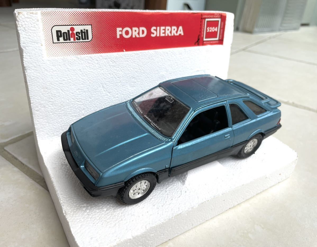 1/25 Ford Sierra S204 フォード シエラ ビンテージ ダイキャスト 超レア ポリスティル 希少 デッドストック 入手困難モデル 貴重_画像3