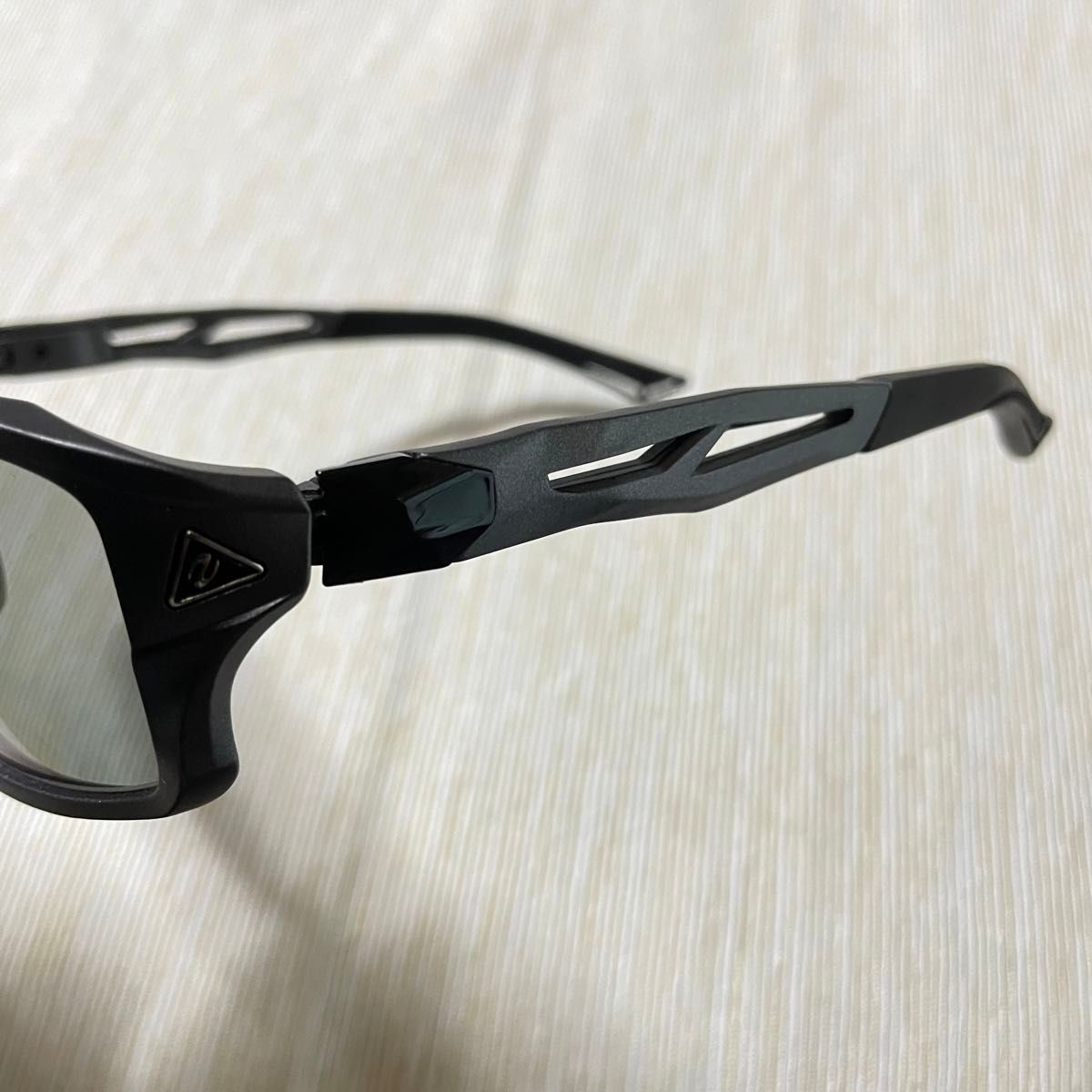 Zeque by ZEAL OPTICS(ゼクー) STELTH(ステルス) マットガンメタル トゥルービュー F-1394