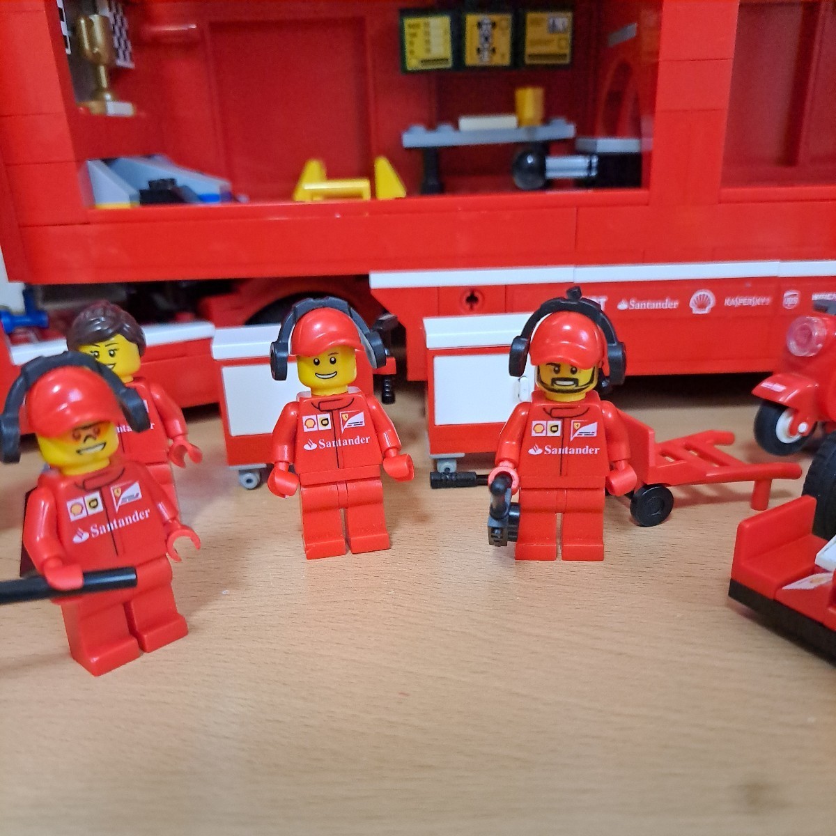 LEGO レゴ 75913 スピードチャンピオン F14 T&スクーデリア LEGO レゴ 75913 スピードチャンピオン F14 T&スクーデリア