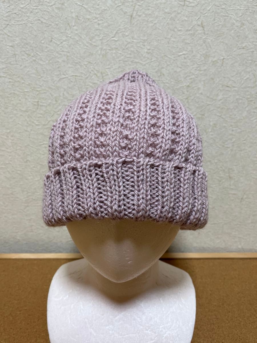 模様編みの帽子　　ダイソー　100%wool yarn 並太使用　女性用　　113