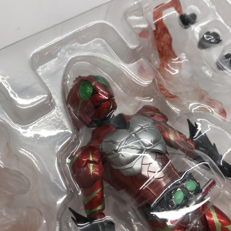 【中古】開封品 破損有 S.H.Figuarts 仮面ライダーアマゾンアルファ バンダイ「仮面ライダーアマゾンズ」 amazon限定版[240018348107]_画像8