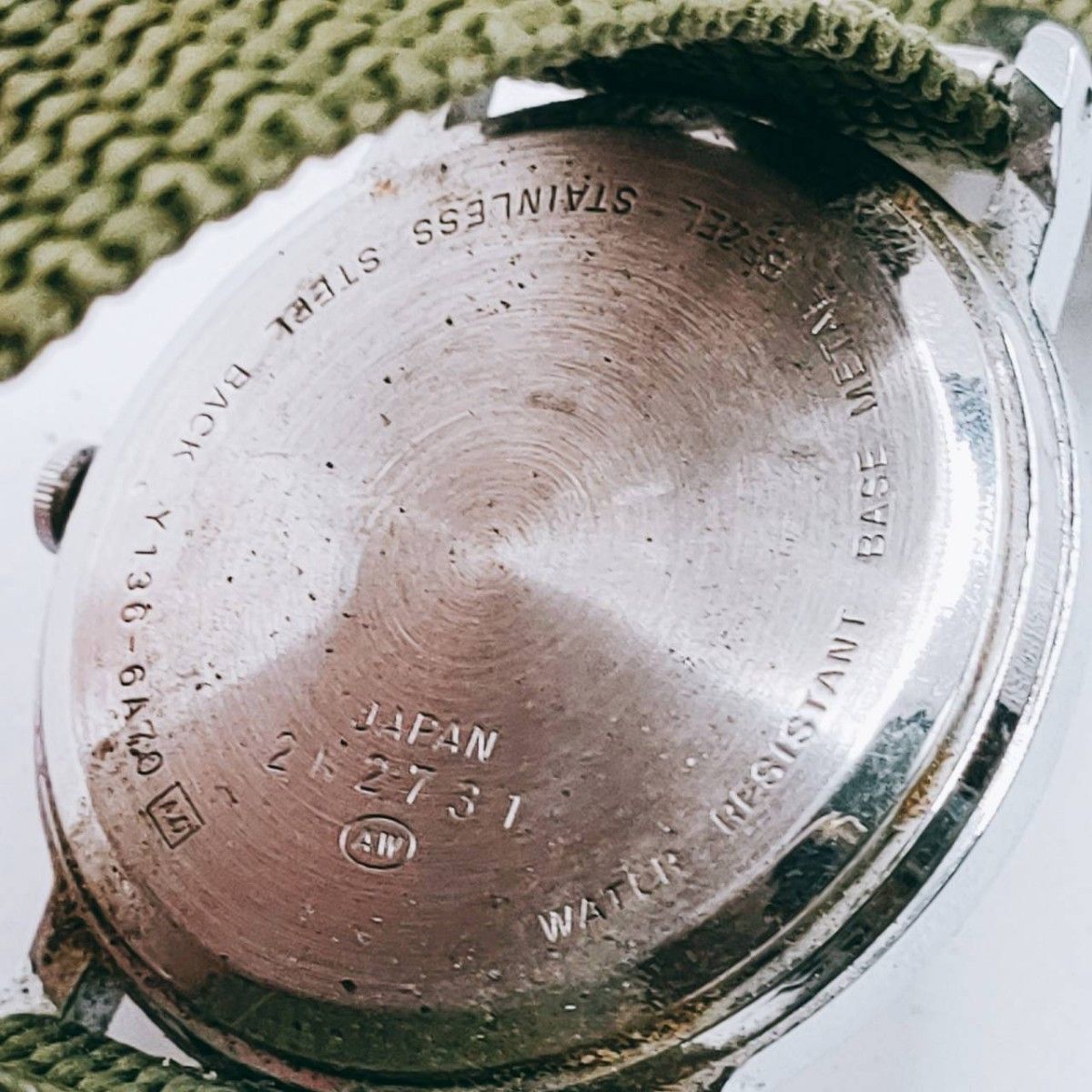 #102 SEIKO ALBA セイコー アルバ Y136-6A70 腕時計 アナログ 3針 白文字盤 シルバー基調 メンズ 時計