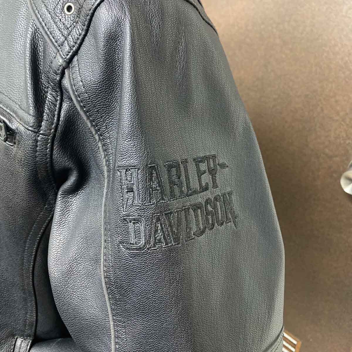 送料無料 Harley-Davidson ハーレーダビッドソン ライダースジャケット レザージャケット Lサイズ  最終値下げ 