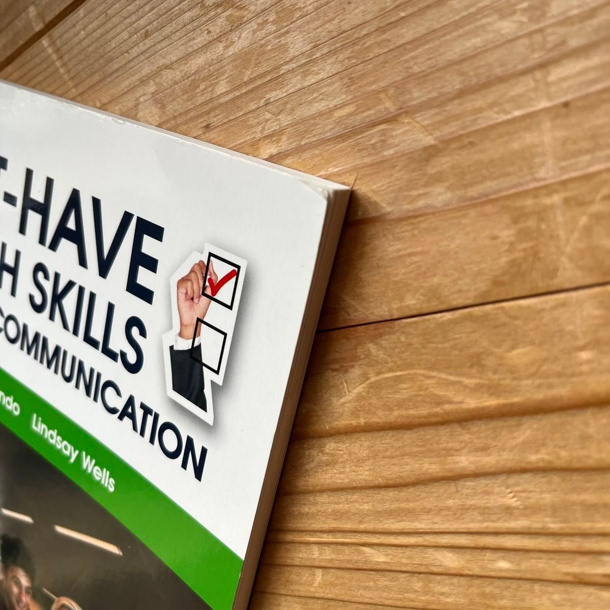 MUST-HAVE ENGLISH SKILLS for Global Communication