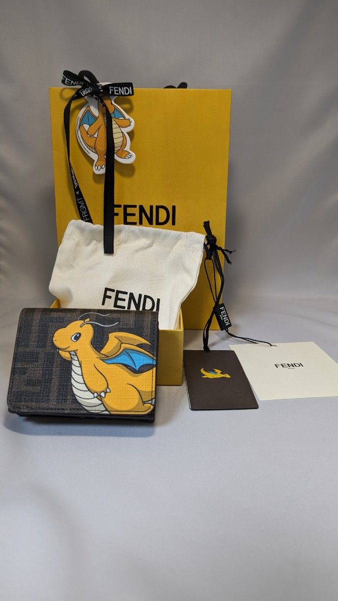 新品未使用】FENDI FRGMT POKMON ブラウンFFファブリック 財布 新品未使用】FENDI FRGMT POKMON ブラウンFFファブリック 財布