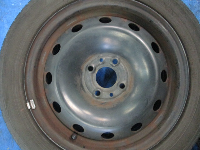 Σ6A　田　平成２１年式　フィアット　500　ABA-31214　純正　スチール　ホイール　鉄チン　PCD98　185/55R15_画像4