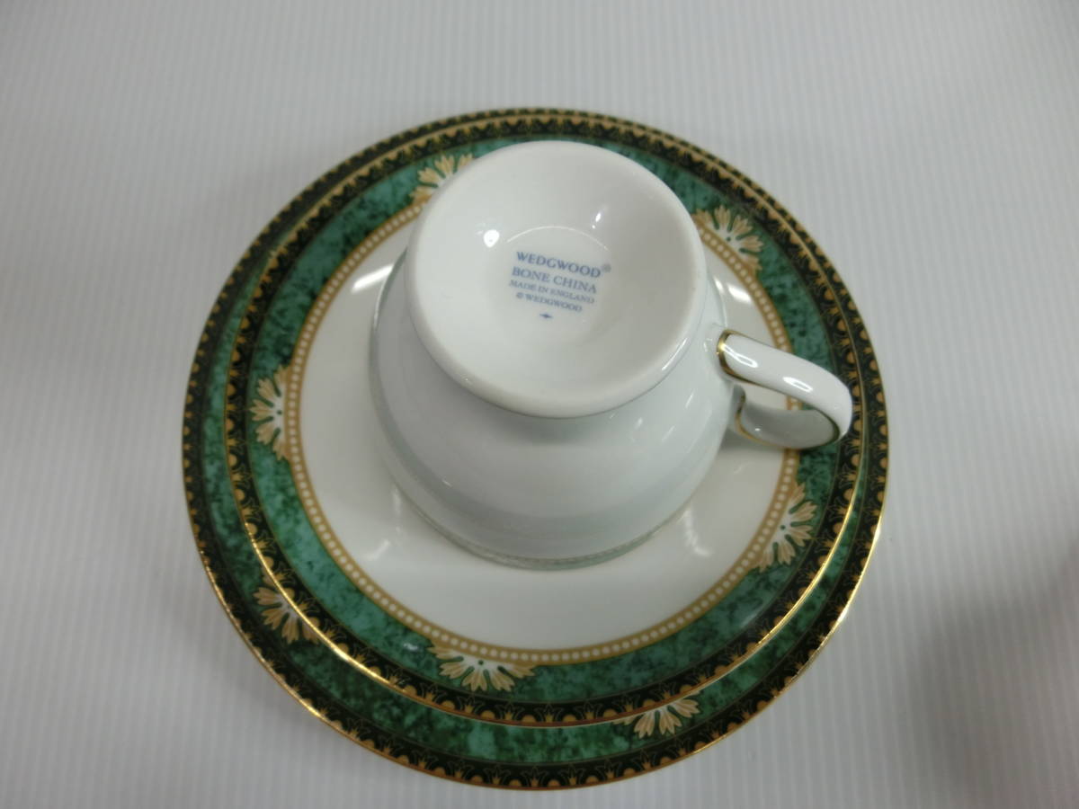 WEDGWOOD ウェッジウッド LAMBOURN ランボーン カップ＆ソーサー 2客 トリオ ケーキプレート 2枚 現状品 (ゆうパック80)_画像4