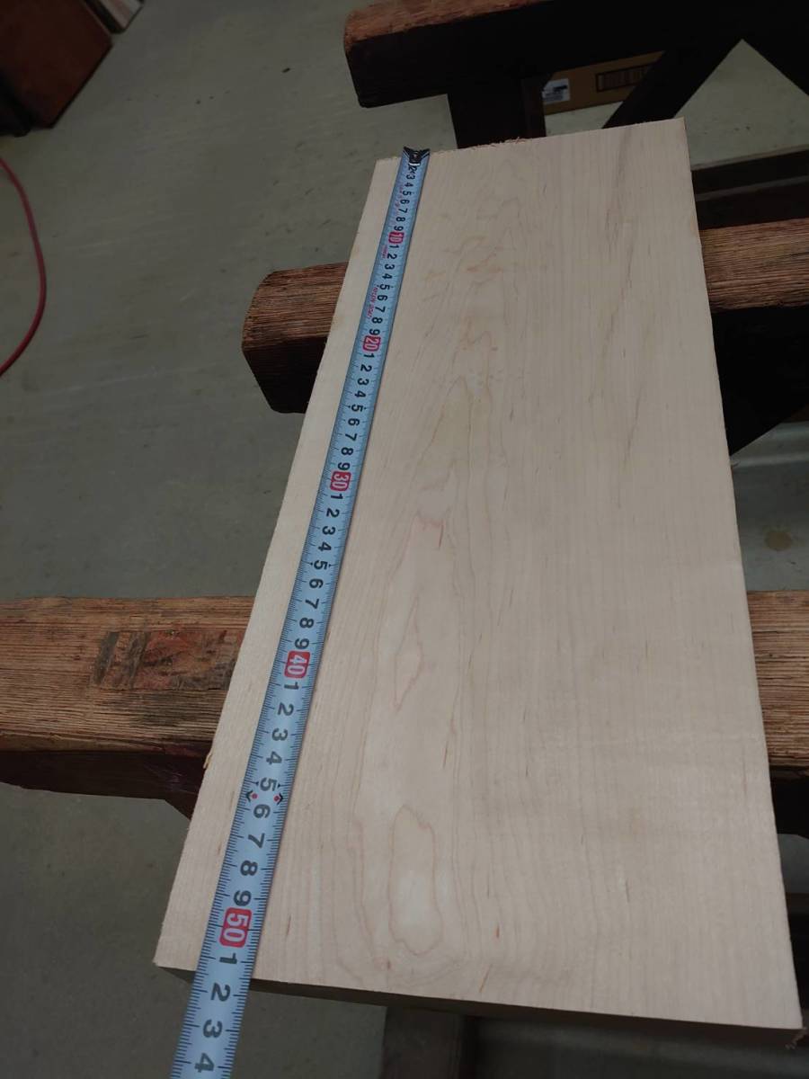 ハードメープル　No.240123-B　無垢　乾燥材　板（長さ510㎜ｘ幅200㎜ｘ厚み29㎜）1枚　木材　DIY　棚板　小物作りに_画像1