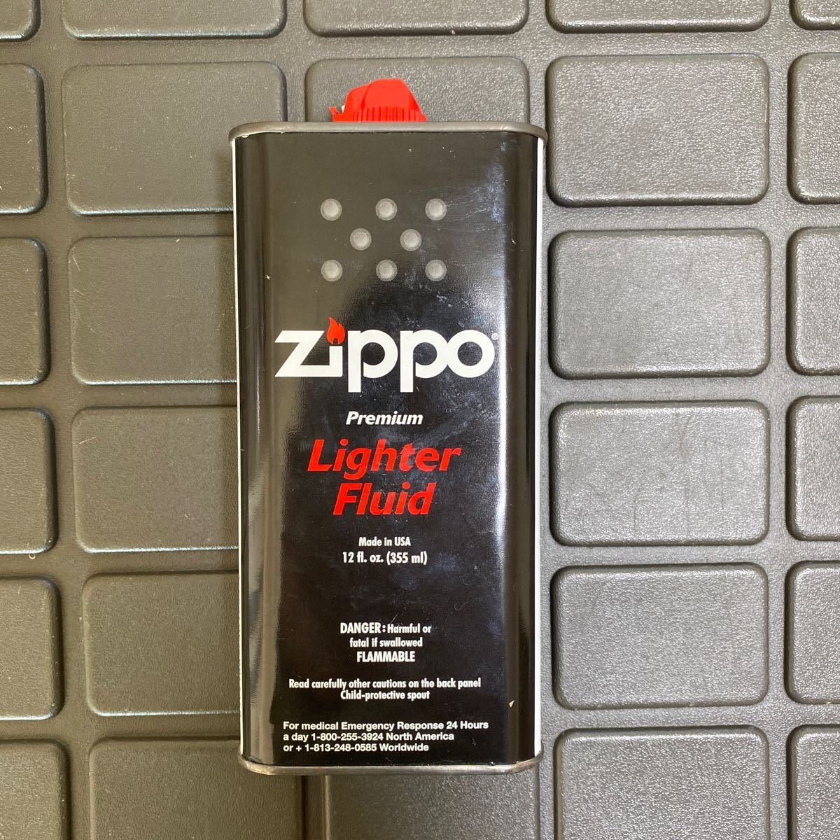 中古【zippo】ジッポー　オイルライター　オイル缶 ZIPPO Premium Lighter Fluid Made in USA_画像9