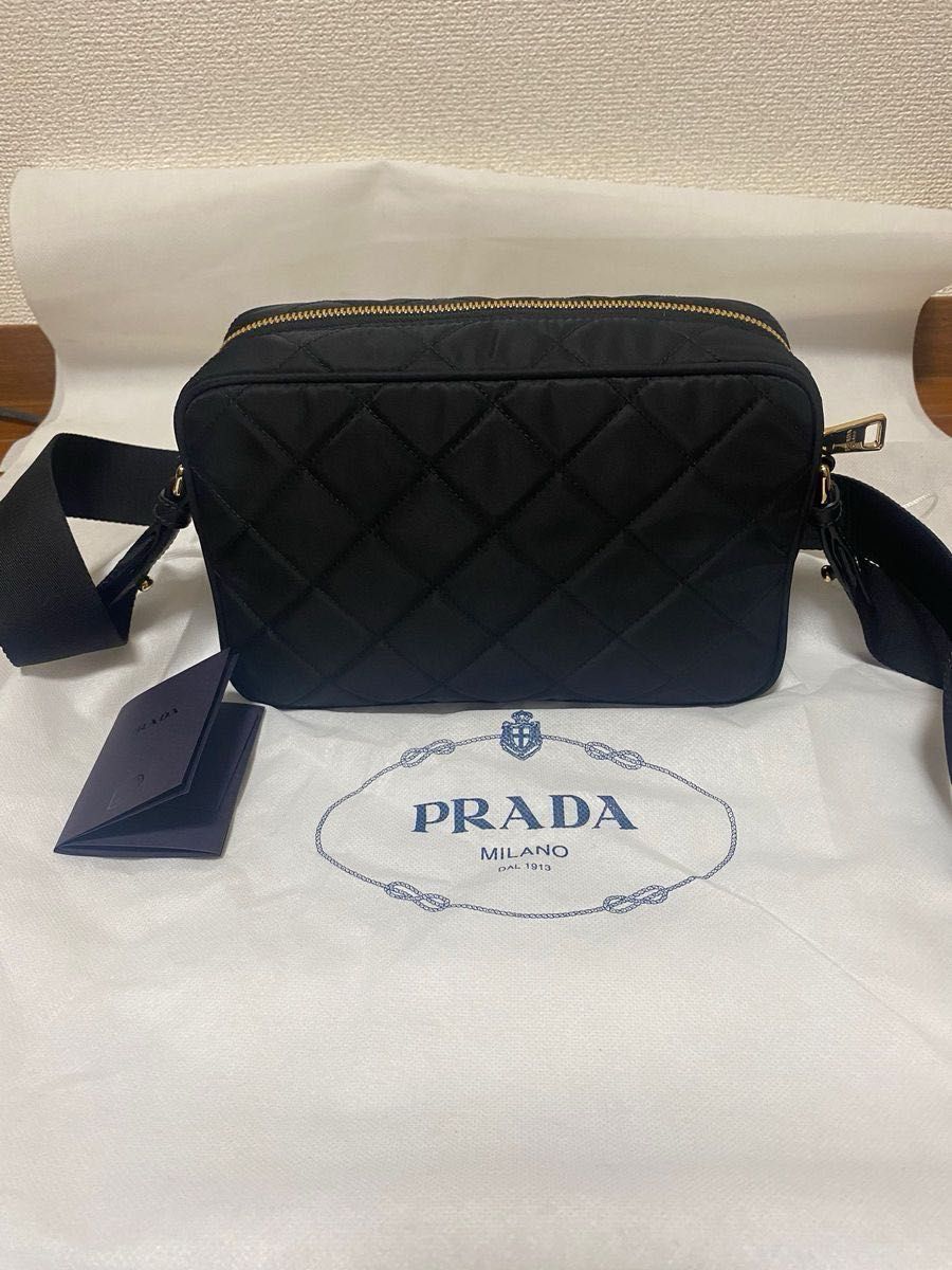 【新品未使用】PRADA ショルダーバッグ プラダ 三角ロゴプレート