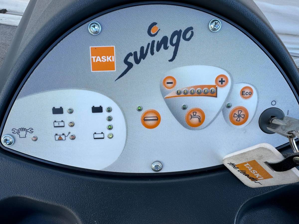 TASKI 855B CO855.1 Swingo スウィンゴ 自動床洗浄機(らくらく家財宅急便Dランク)_画像7