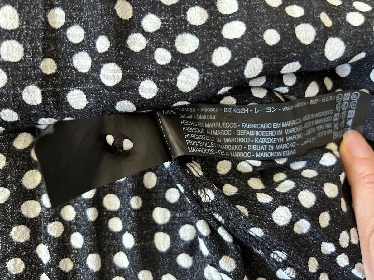 ZARA】ワンピース 黒白ドット Mサイズ|Yahoo!フリマ(旧PayPay ZARA】ワンピース 黒白ドット Mサイズ|Yahoo!フリマ(旧PayPay