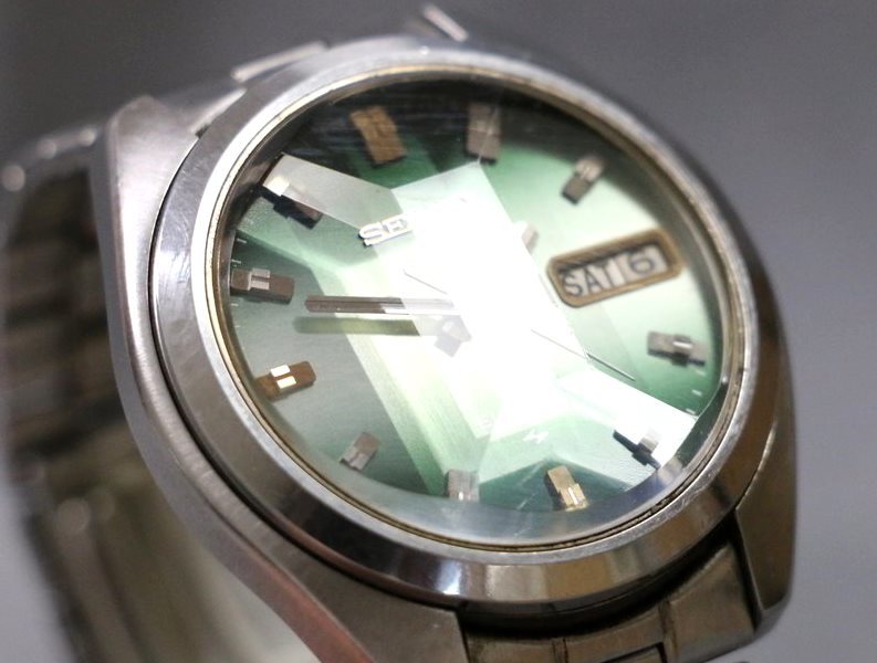  1円～ 【メンズ腕時計】セイコー SEIKO 電磁テンプ EL-330 3303-8080E デイデイト 緑文字盤_画像3