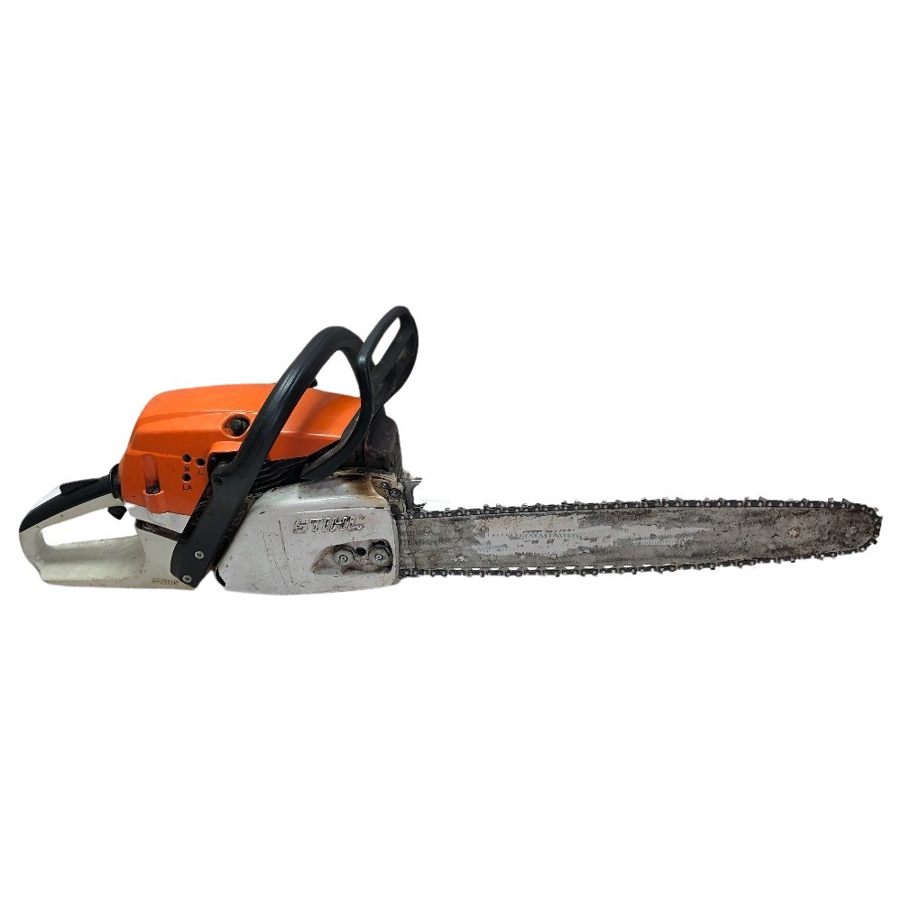 ◇◇ STIHL チェーンソー 本体のみ 50.2 cc プロ用チェンソー MS261 オレンジ 傷や汚れあり_画像1