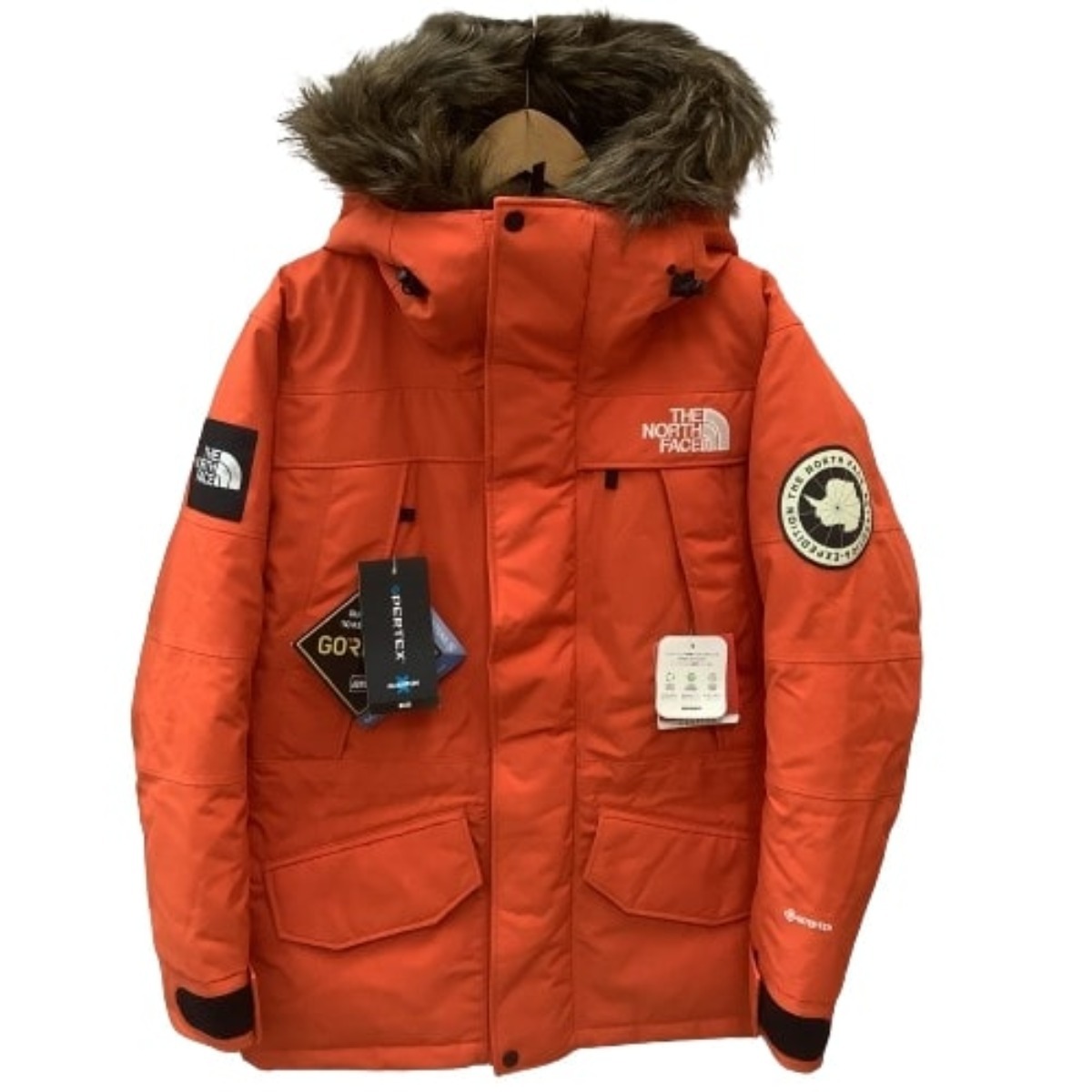 ♪♪ THE NORTH FACE ザノースフェイス 未使用 タグ付き メンズ ダウンジャケット SIZE S ND91807 オレンジ 未使用に近い